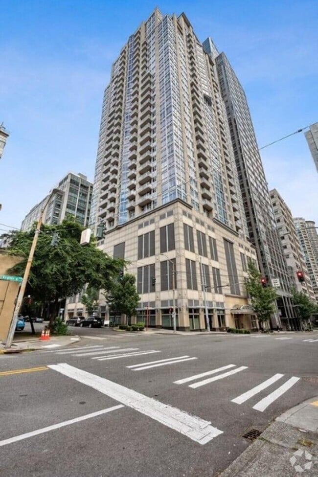 Building Photo - 819 Virginia St