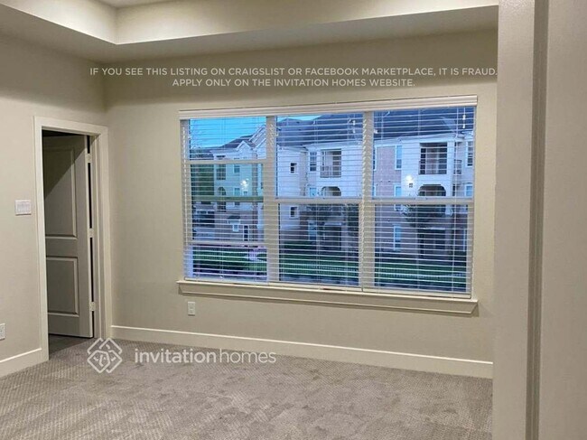 Foto del edificio - 10518 Executive Lake Dr