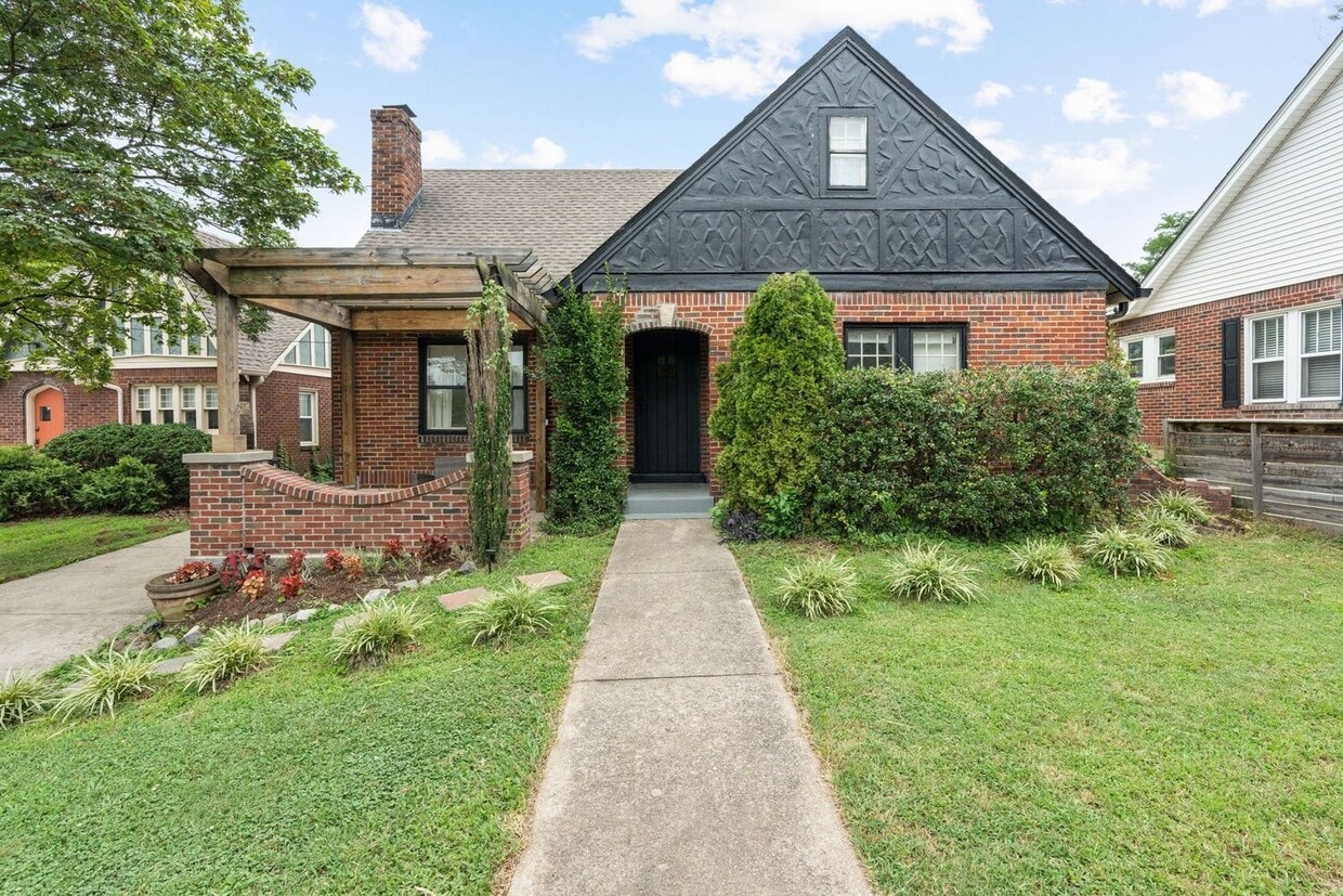 1508 Riverside Dr, Nashville, TN 37206 House Rental in Nashville, TN