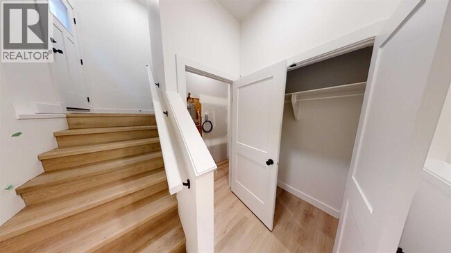 Photo du bâtiment - 11950-11979 79 Ave