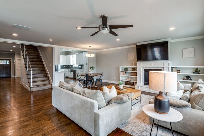 Building Photo - Lower Greenville Craftsman w/ Guest House