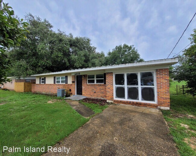 Building Photo - 3 br, 1 bath House - 6413 Julia Dr