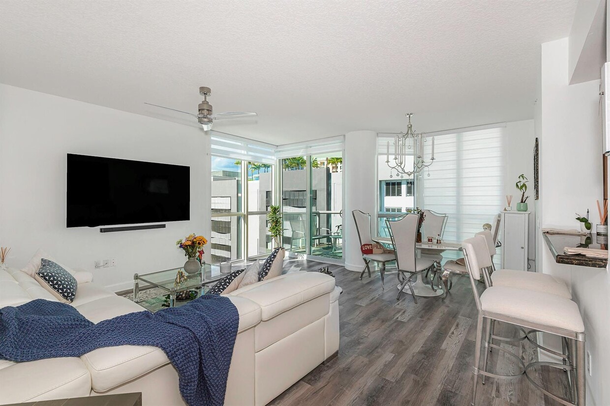 Photo - 111 Southeast 8th Avenue Apt #7, Fort Lauderdale, FL 33301 - 2 BR 2 BA condo