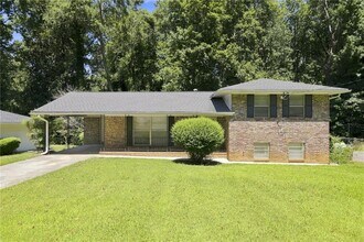 Building Photo - 2909 Briarwood Blvd