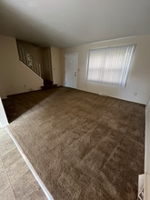 Building Photo - 457 Mathews Rd