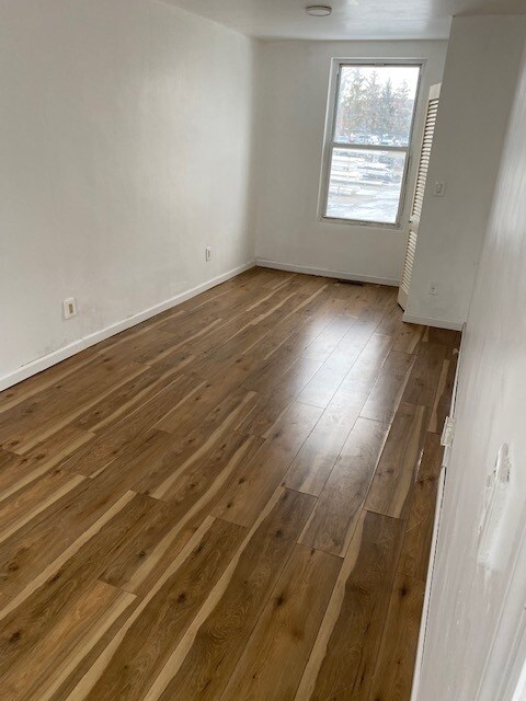 Building Photo - 30 Noxon St