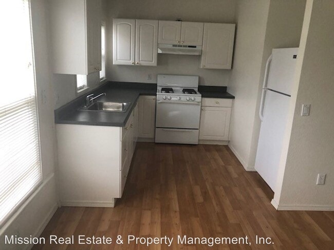 Building Photo - 2529 K St