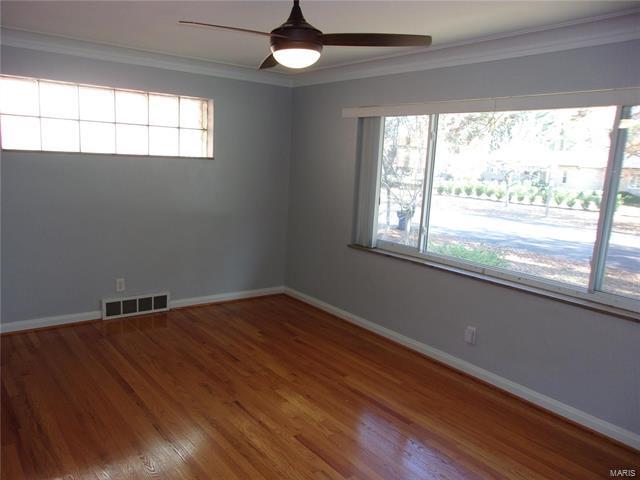 Foto del edificio - 5611 Jamieson Ave