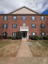 Building Photo - 113-201 Oak Wind Dr