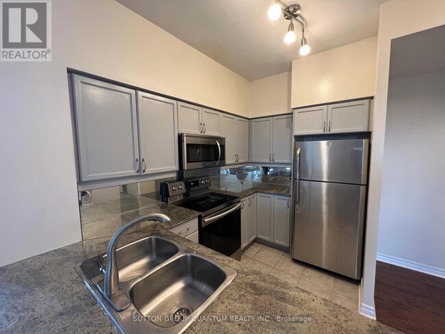 Building Photo - 388-1388 Prince of Wales Dr