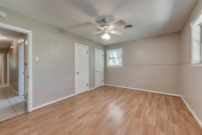 Building Photo - 1111 Elmwood
