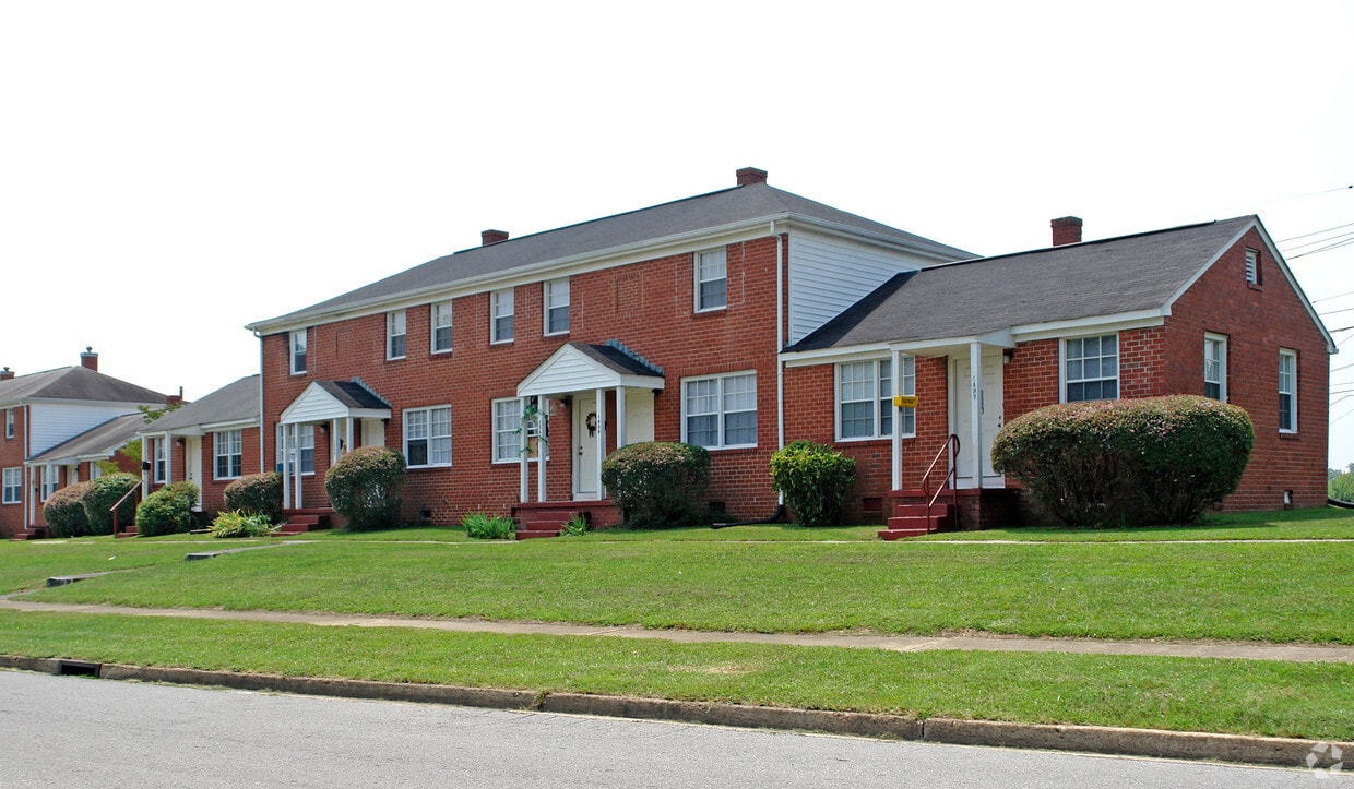 1447 Waverly Rd, Kingsport, TN 37664 Apartments in Kingsport, TN