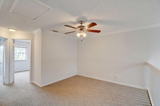 Building Photo - 12236 Sag Harbor Ct