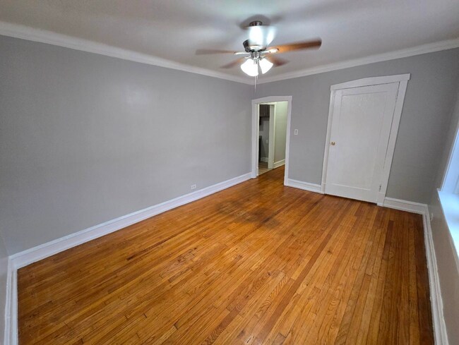 Foto del edificio - 4827 N Springfield Ave