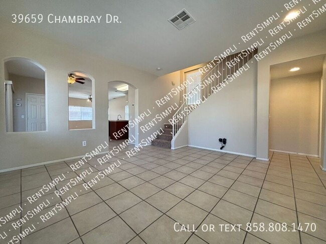 Building Photo - 39659 Chambray Dr