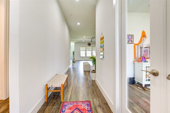 Foto del edificio - 13760 Rising Sun Ln