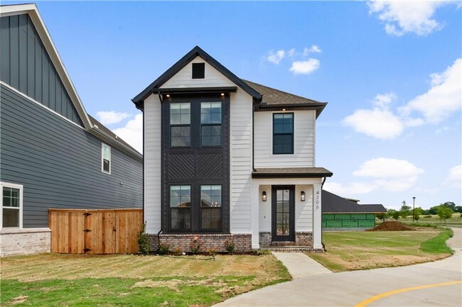 Foto del edificio - 4206 W Bronco Dr