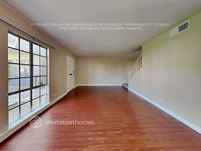 Foto del edificio - 1974 Glenoaks Ave