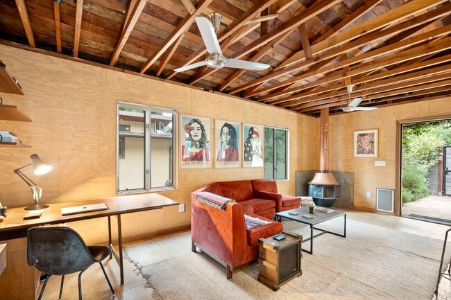 Building Photo - Serene Laurel Canyon Two Cottage Compound ...