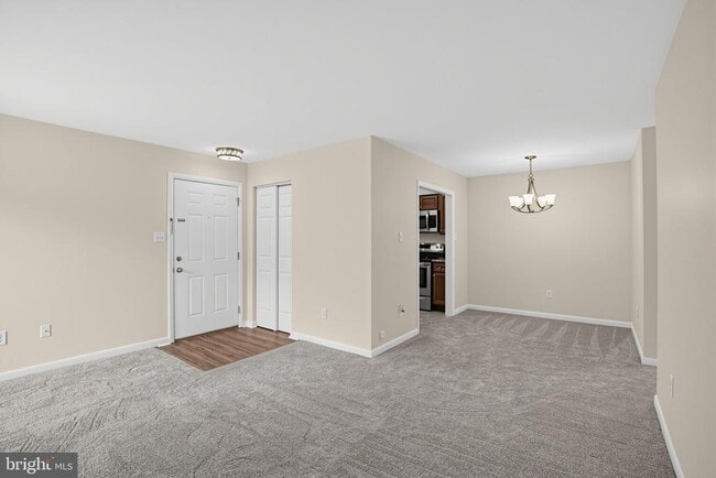 Building Photo - 2034 Lucas Ln