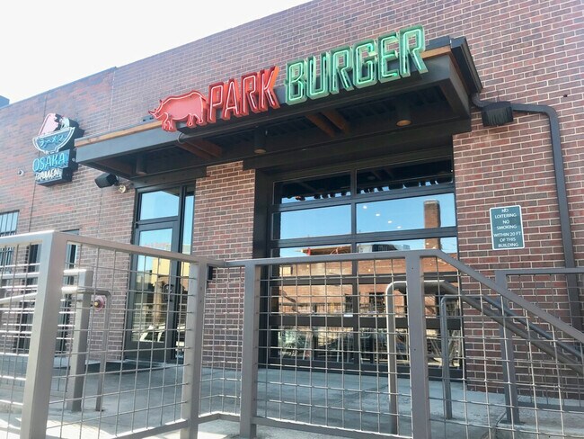 Foto del edificio - 2900 Champa St