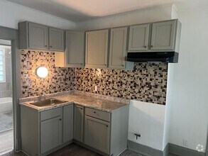 Building Photo - 3279 N 28th St