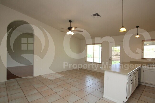 Building Photo - 311 S Rita Ln