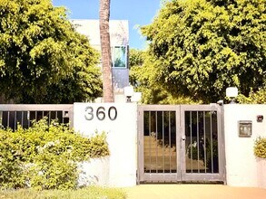 Building Photo - 360 S Los Robles Ave