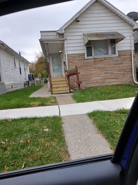 Foto principal - 238 E Weber St