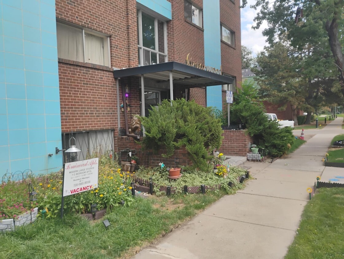 Primary Photo - Briarwood Apartment Homes