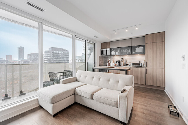 Photo du bâtiment - 60 Tannery Rd