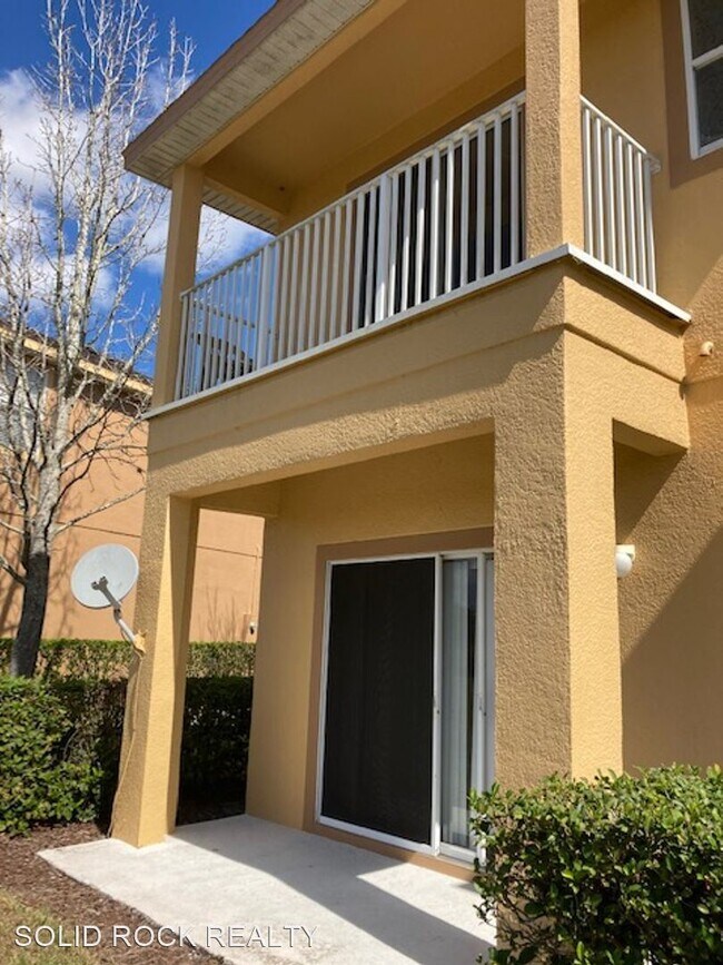 Building Photo - 3 br, 2.5 bath House - 1810 Retreat View