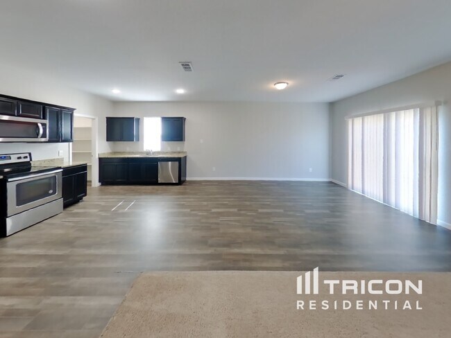 Foto del edificio - 440 Dove Creek Ln