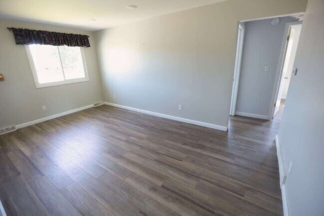 Foto del edificio - 1028 Rosewood St