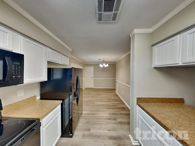 Building Photo - 2007 Smoke Rock Dr