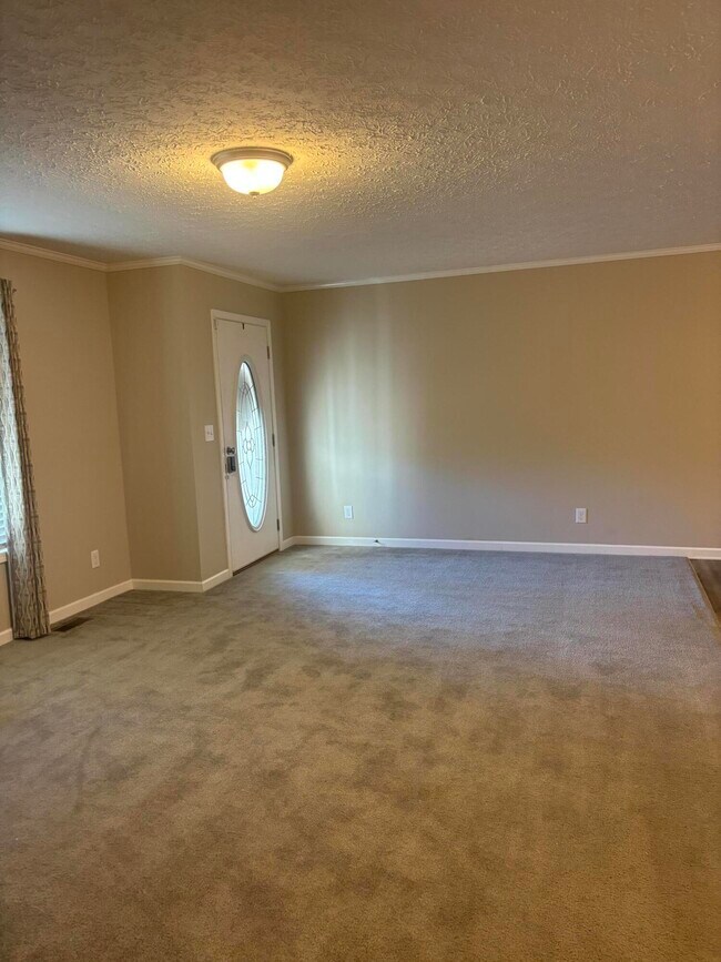 Foto del edificio - 205 Joy Rd