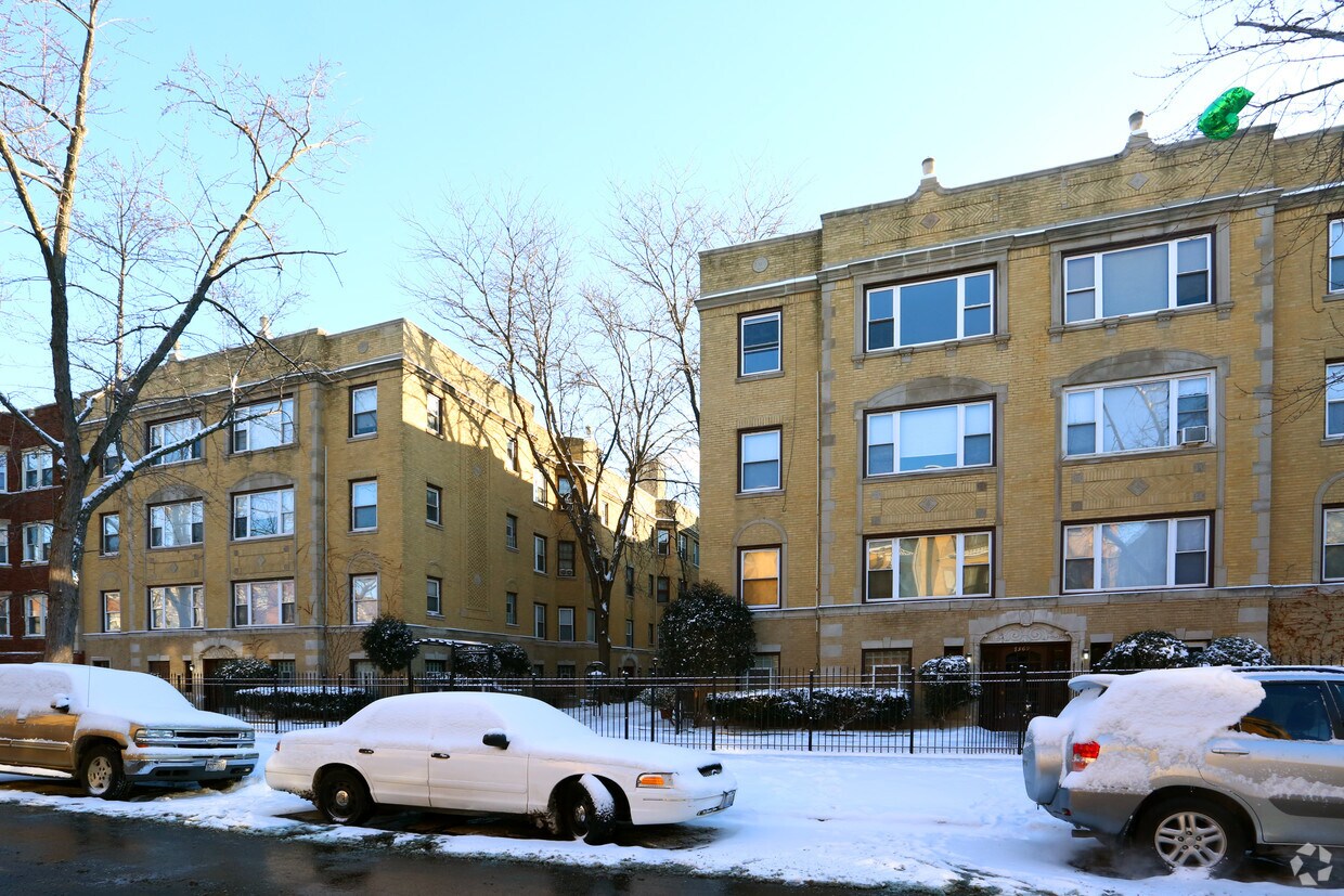 7369 - 7379 N Damen Ave - 7369-7379 N Damen Ave