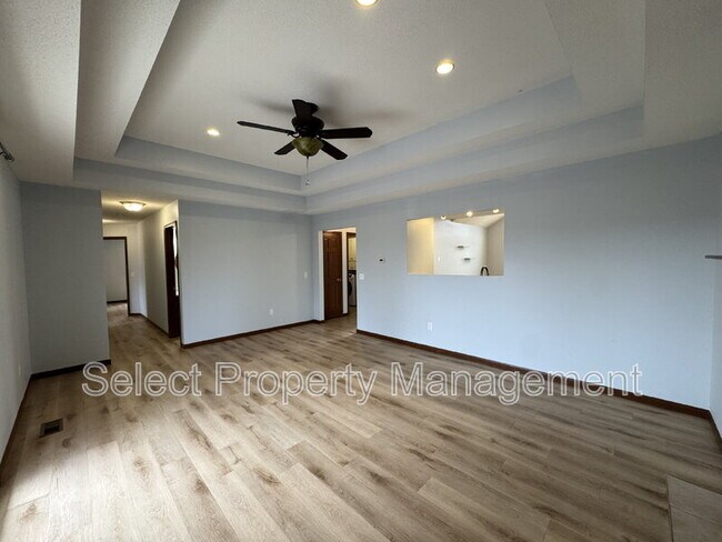 Foto del edificio - 1808 Noble Kinsmen Pl