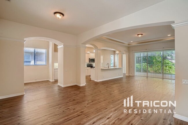 Building Photo - 9614 Greenpointe Dr