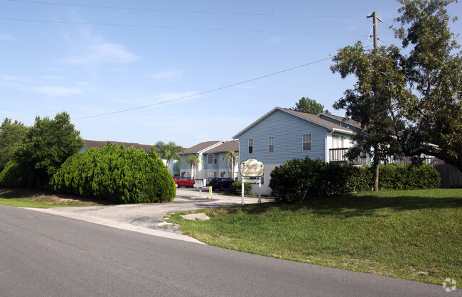 Building Photo - Chalmer Commons