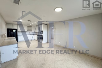 Building Photo - 1732 S McKemy St