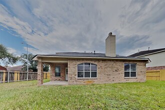Building Photo - 4811 Beaver Pond Cir