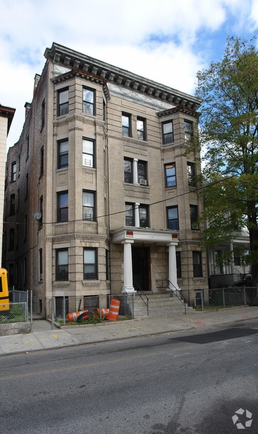 95 Radford St, Yonkers, NY 10705 Apartments in Yonkers, NY