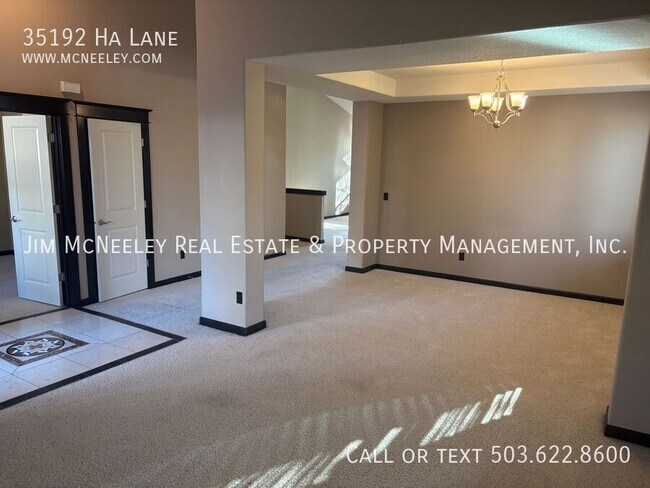 Foto del edificio - 35192 Ha Ln