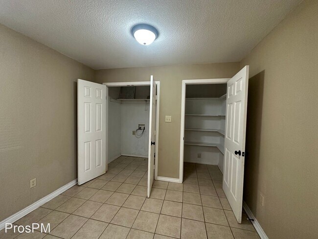 Foto del edificio - 3 br, 1 bath House - 1402 Knight Street