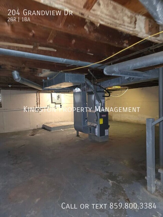 Building Photo - 204 Grandview Dr