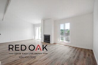 Building Photo - 726 E Workman St