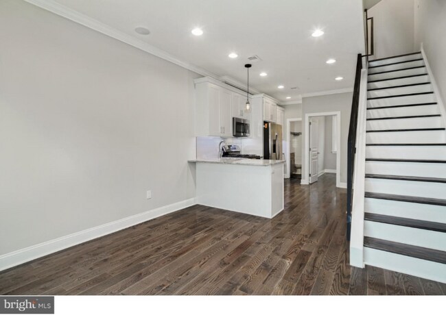 Foto del edificio - 730 W Jefferson St