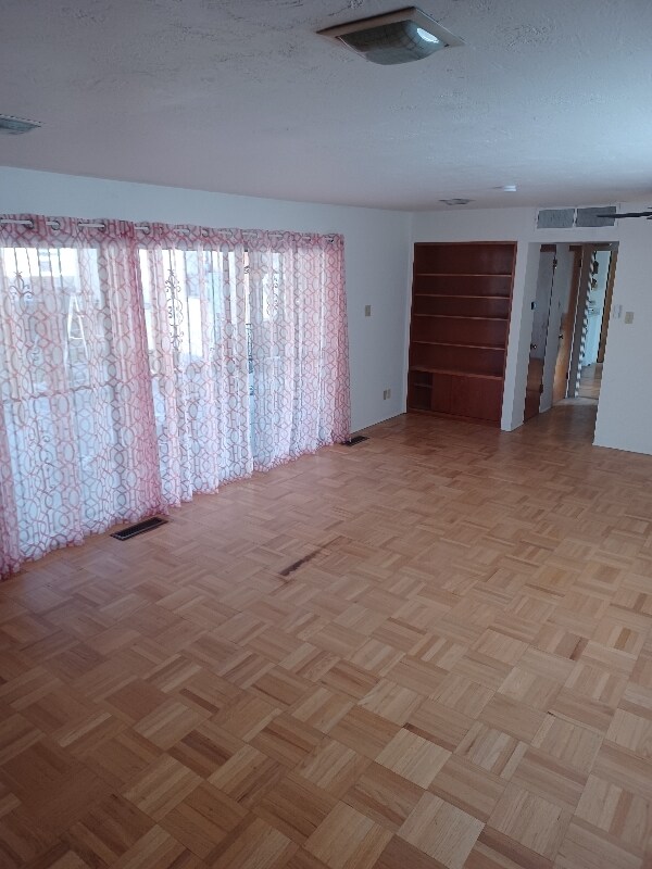 Foto del edificio - 3009 Delano Pl NE