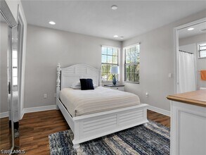 Building Photo - 4478 Kensington Cir